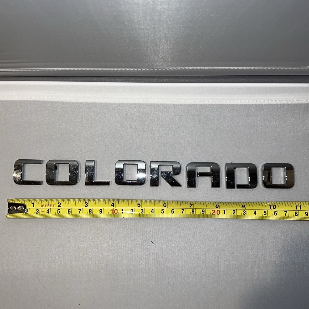 OEM 2015 - 2020 Chevrolet Colorado Tailgate Front Door Emblem Badge 22900424